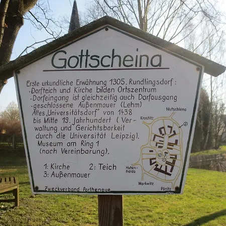 Creutzer In Leipzig Gottscheina, Ideal Auch Fuer Monteure, Kostenfreies, Schnelles Wlan Kostenfreies Parken, Geraeumiges Mit 4 Einzelbetten, Komplettausstattung Kueche, Bad Mit Badewanne Und Dusche Waschmaschine, Waeschetrock